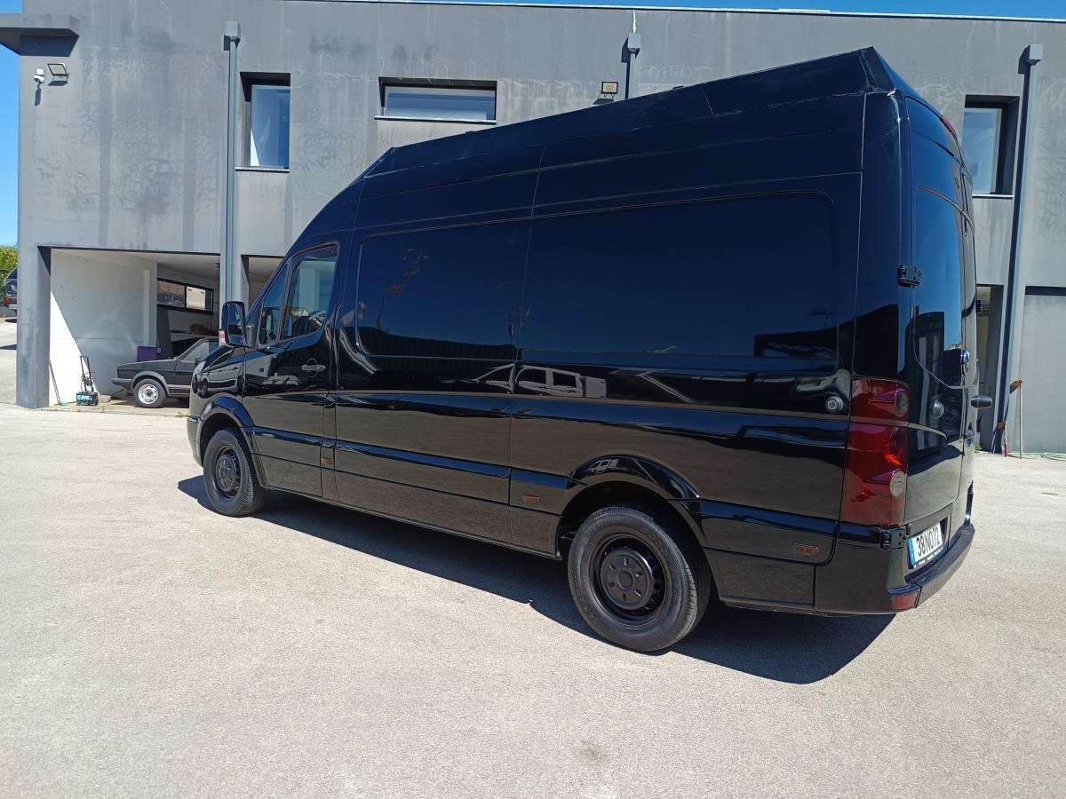 volkswagen-crafter-2013-diesel-1968cc