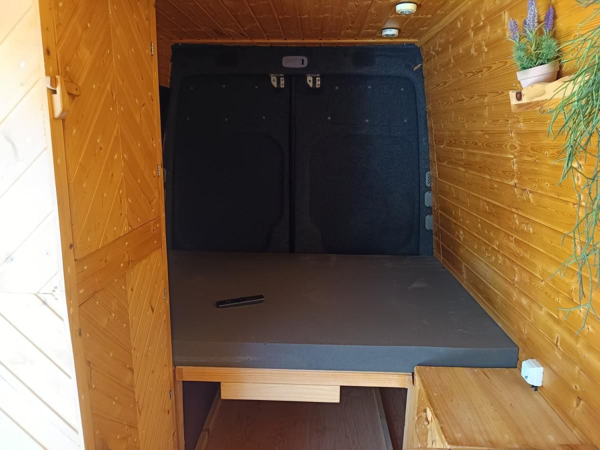 volkswagen-crafter-2013-diesel-1968cc