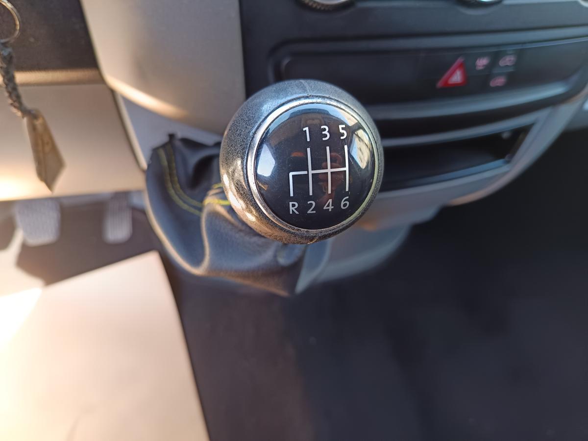 volkswagen-crafter-2013-diesel-1968cc
