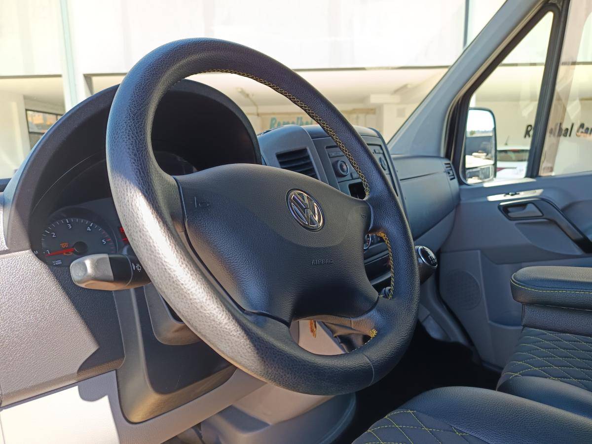 volkswagen-crafter-2013-diesel-1968cc