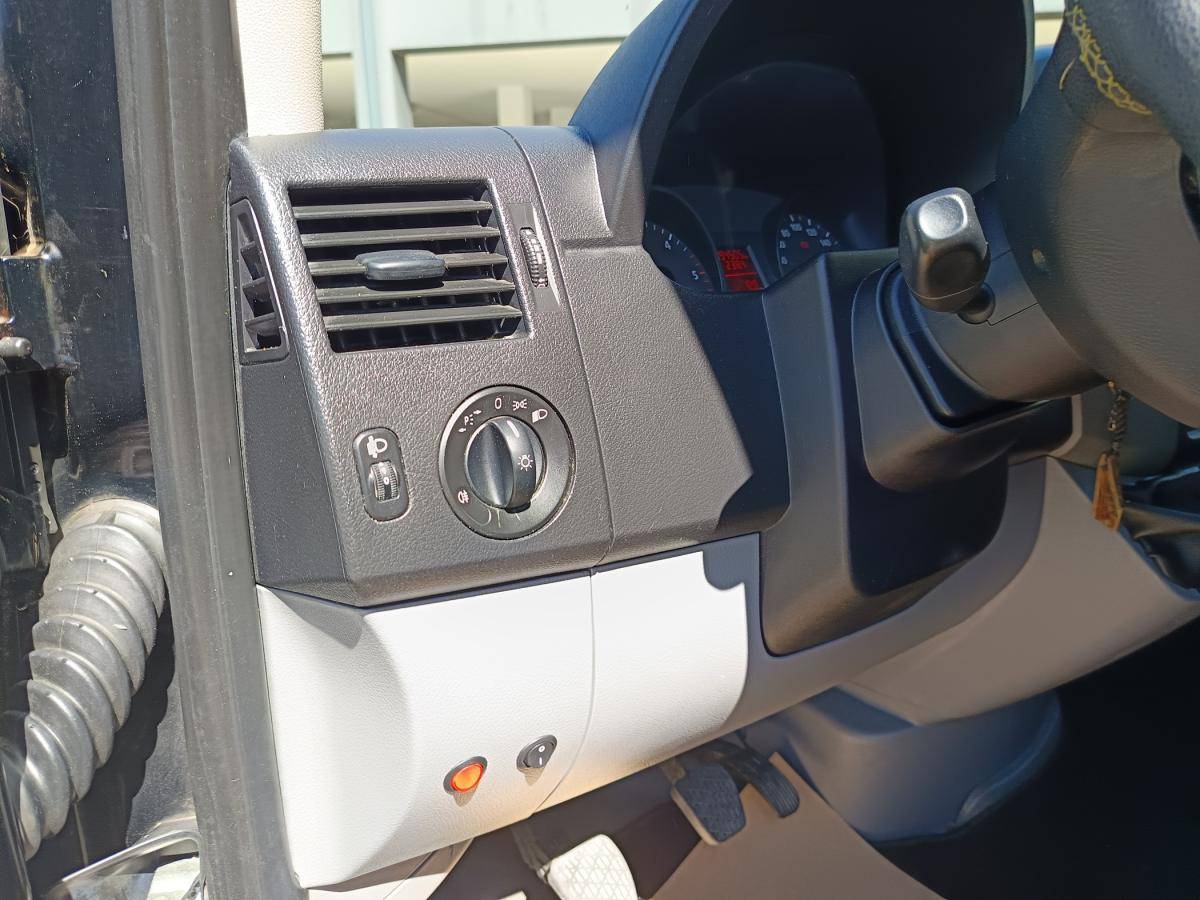 volkswagen-crafter-2013-diesel-1968cc