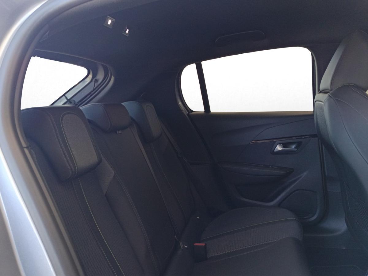 peugeot-208-2021-gasolina-1199cc