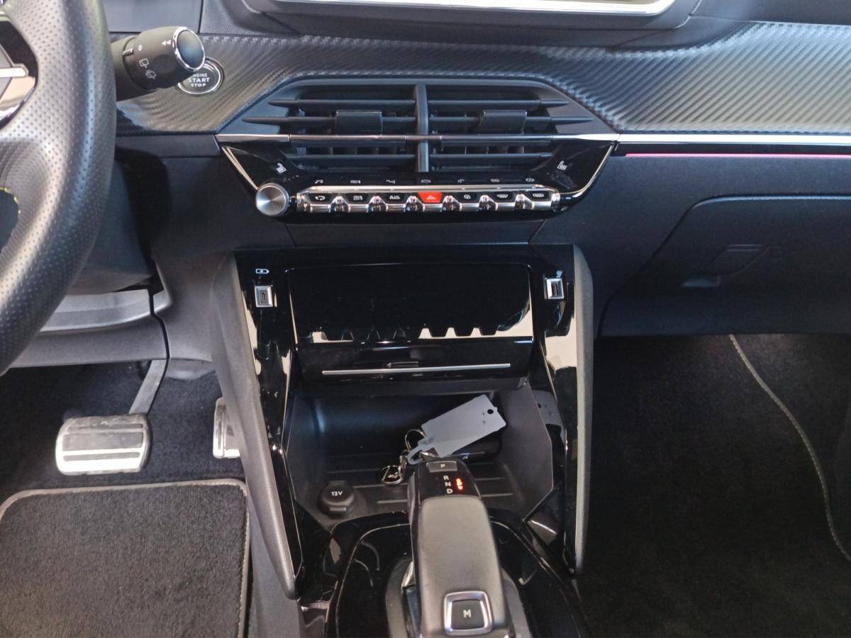 peugeot-208-2021-gasolina-1199cc