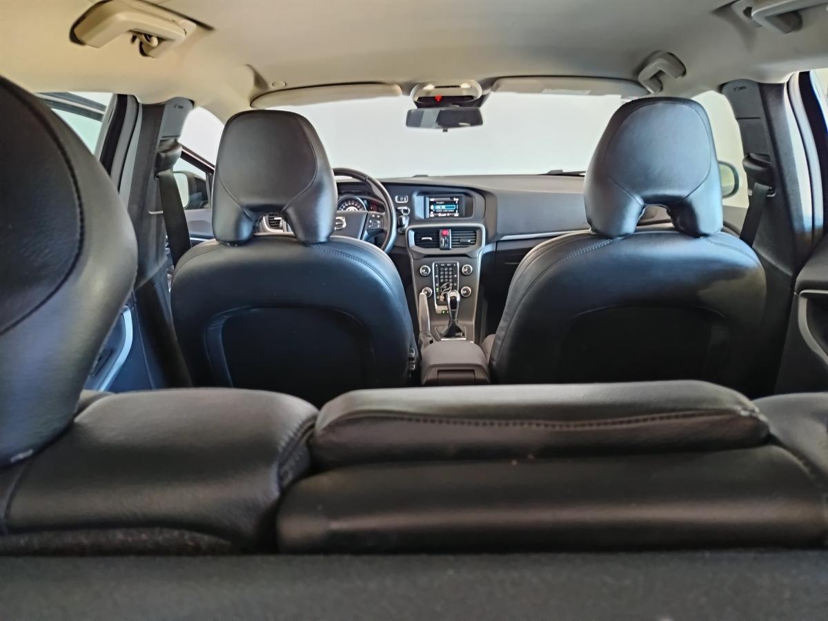 volvo-v40-2017-diesel-1969cc