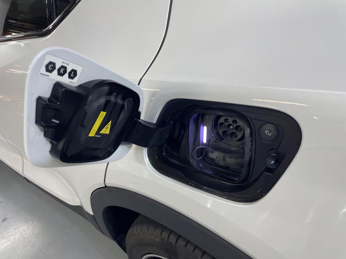volvo-xc40-2022-eletrico-0cc