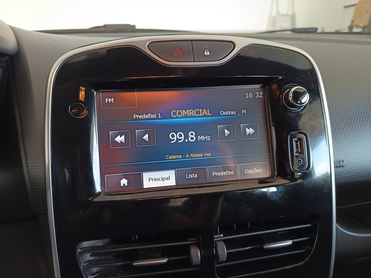 renault-clio-2015-gasolina-898cc