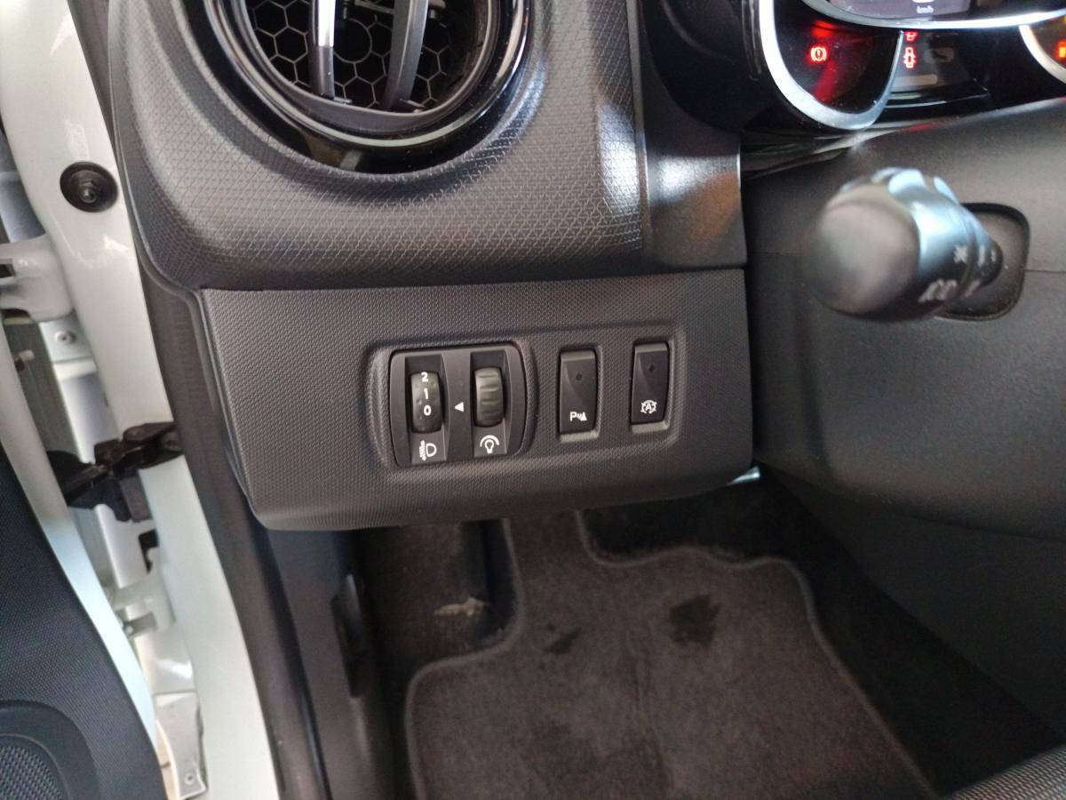 renault-clio-2015-gasolina-898cc