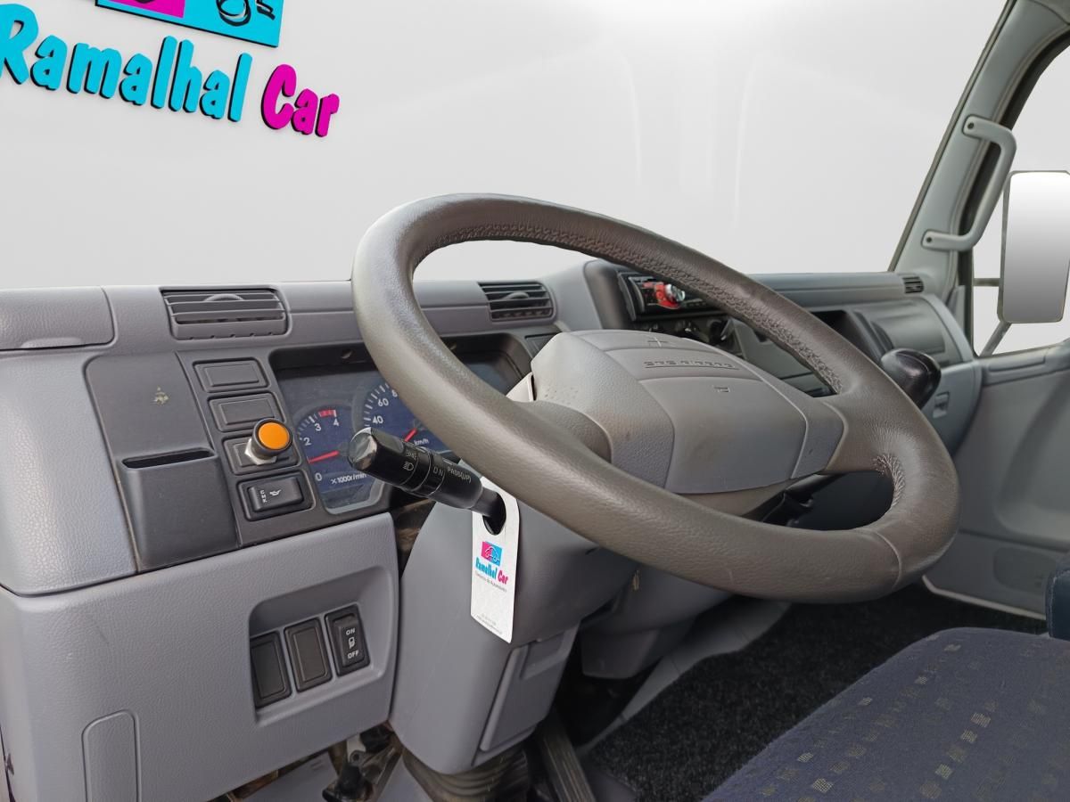 mitsubishi-canter-2006-diesel-2977cc