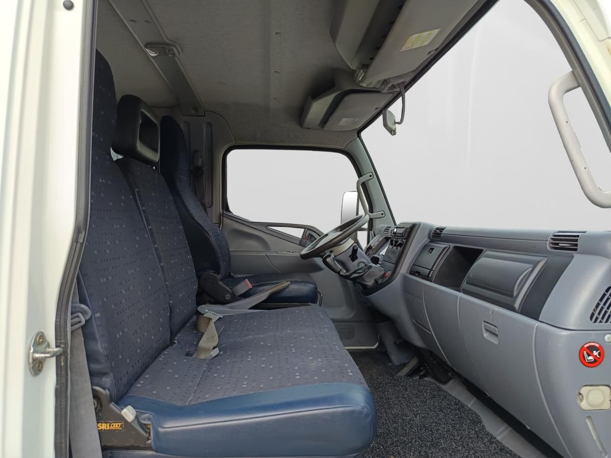 mitsubishi-canter-2006-diesel-2977cc