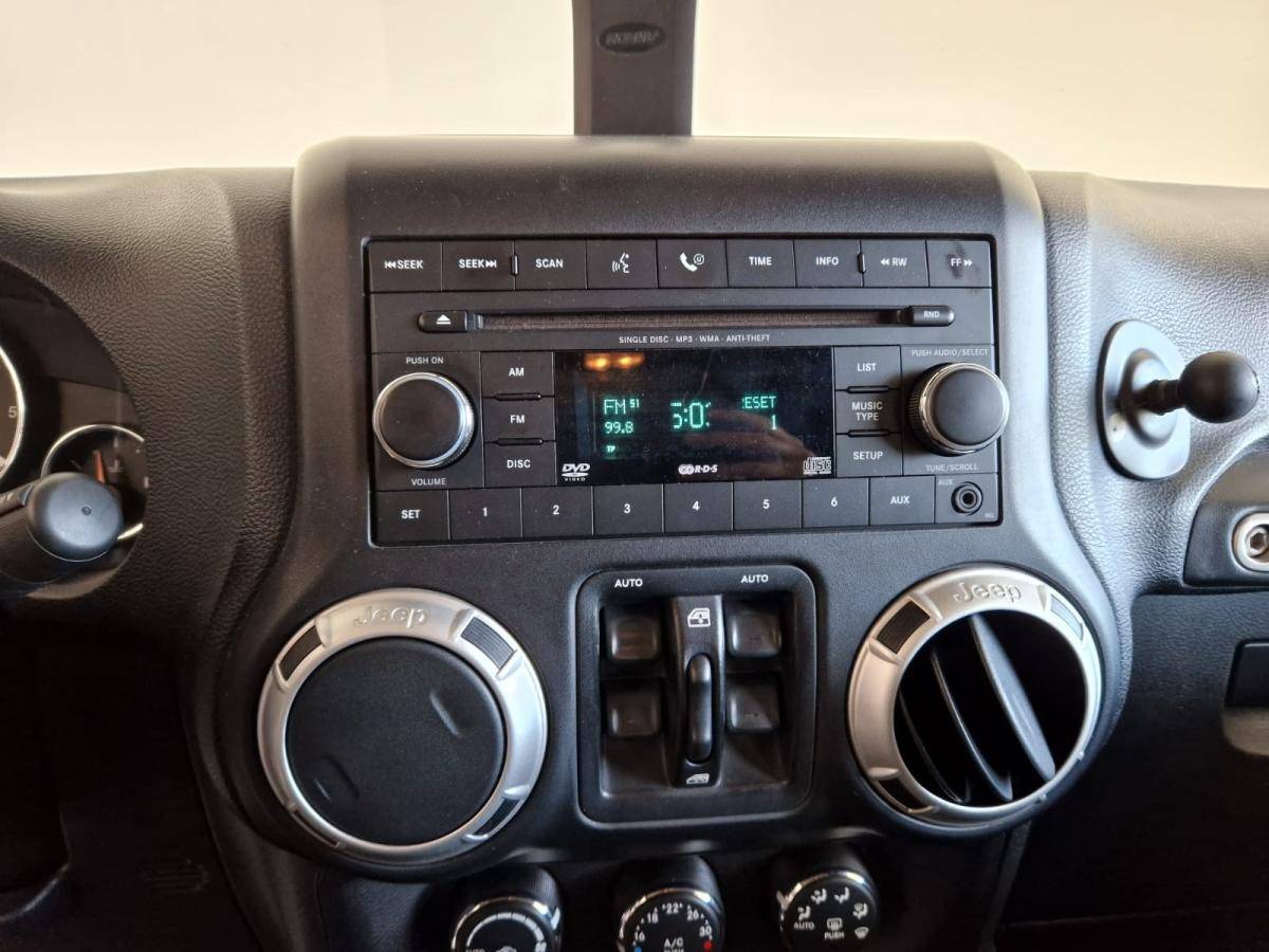 jeep-wrangler-2011-diesel-2776cc