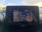 toyota-yaris-2022-hibrido-a-gasolina-1490cc