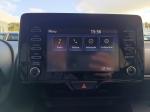 toyota-yaris-2022-hibrido-a-gasolina-1490cc