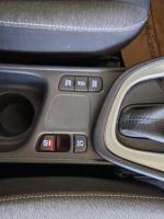 toyota-yaris-2022-hibrido-a-gasolina-1490cc