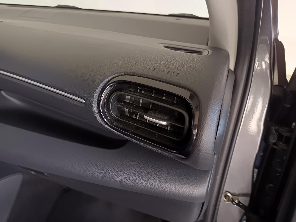 toyota-yaris-2022-hibrido-a-gasolina-1490cc