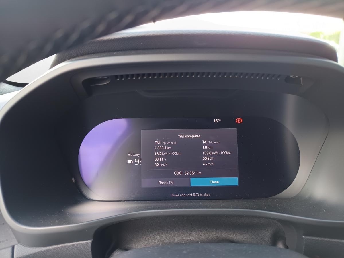 volvo-xc40-2023-eletrico-500cc