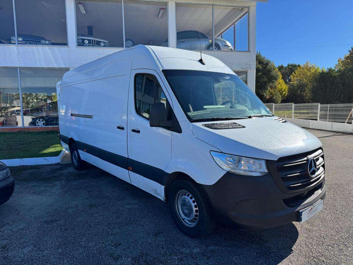 mercedes-benz-sprinter-2021-diesel-1950cc