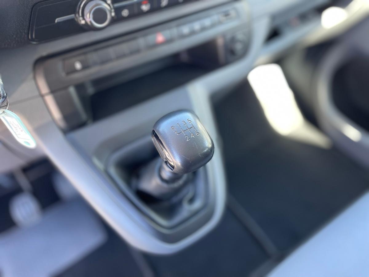 peugeot-expert-2018-diesel-1499cc