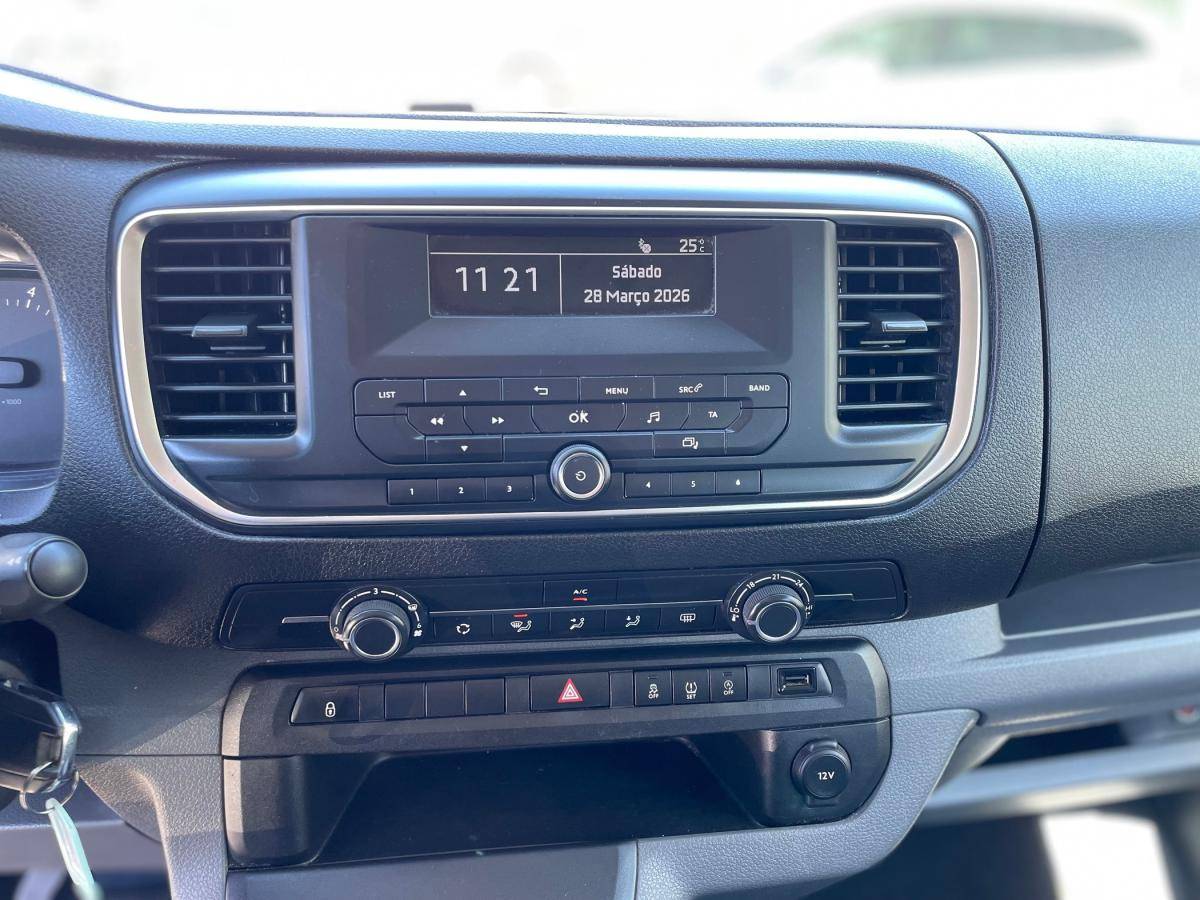 peugeot-expert-2018-diesel-1499cc