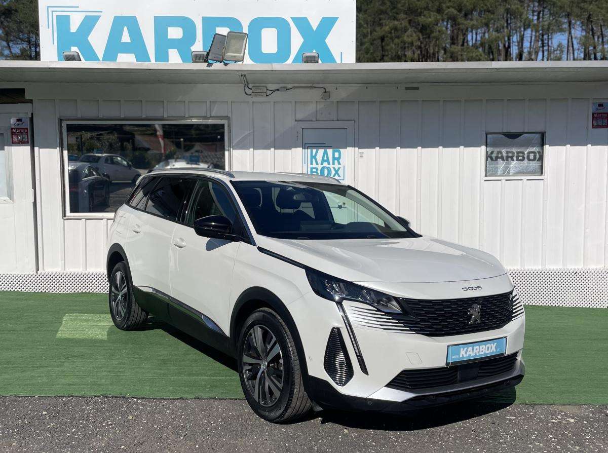 peugeot-5008-2022-diesel-1499cc