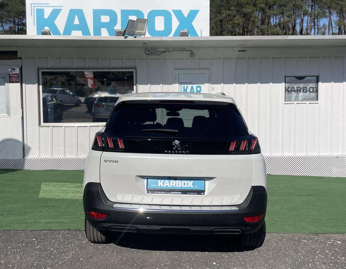 peugeot-5008-2022-diesel-1499cc
