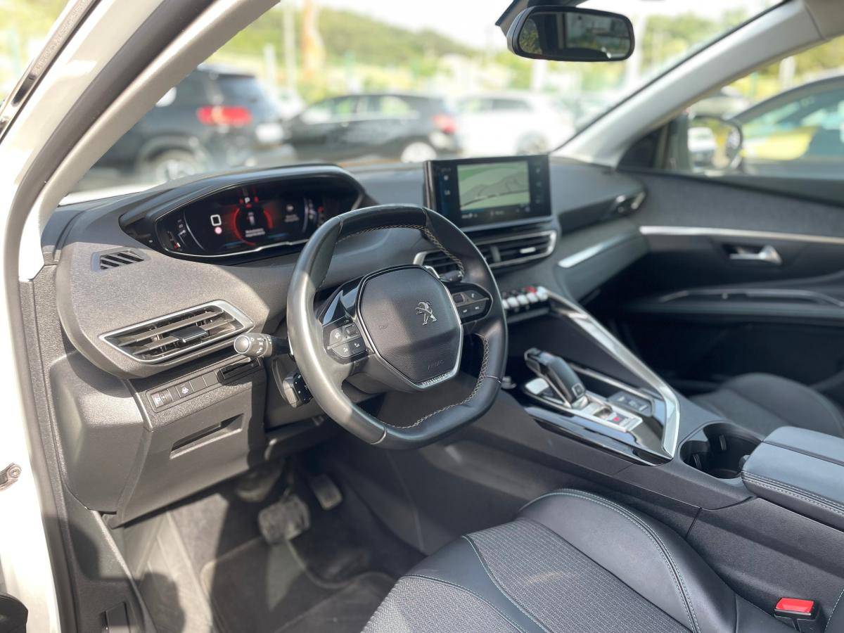 peugeot-5008-2022-diesel-1499cc