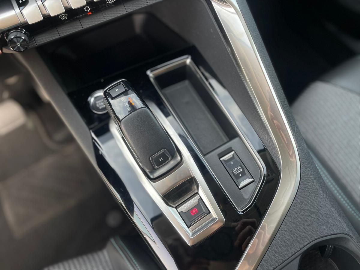 peugeot-5008-2022-diesel-1499cc