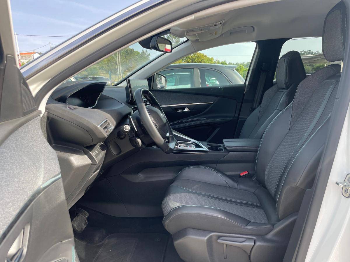 peugeot-5008-2022-diesel-1499cc