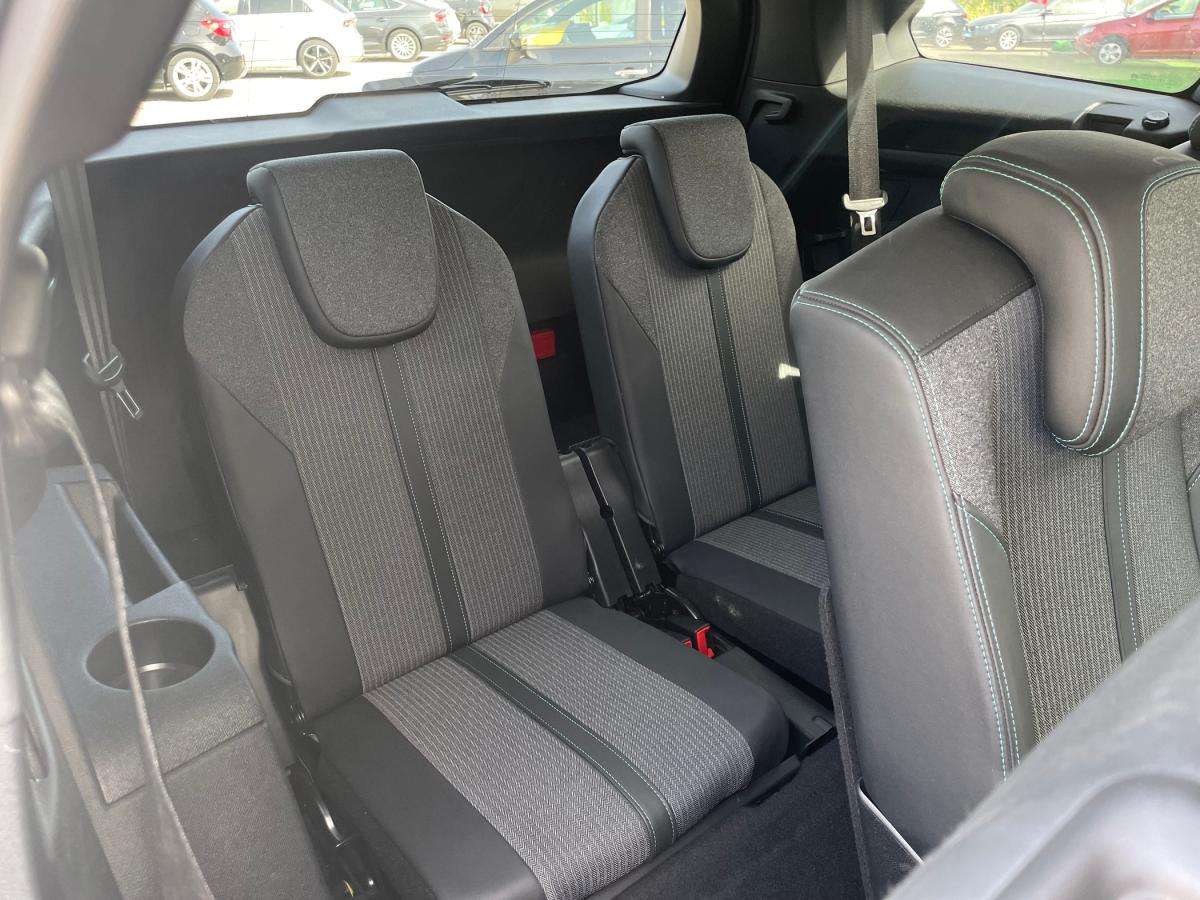 peugeot-5008-2022-diesel-1499cc