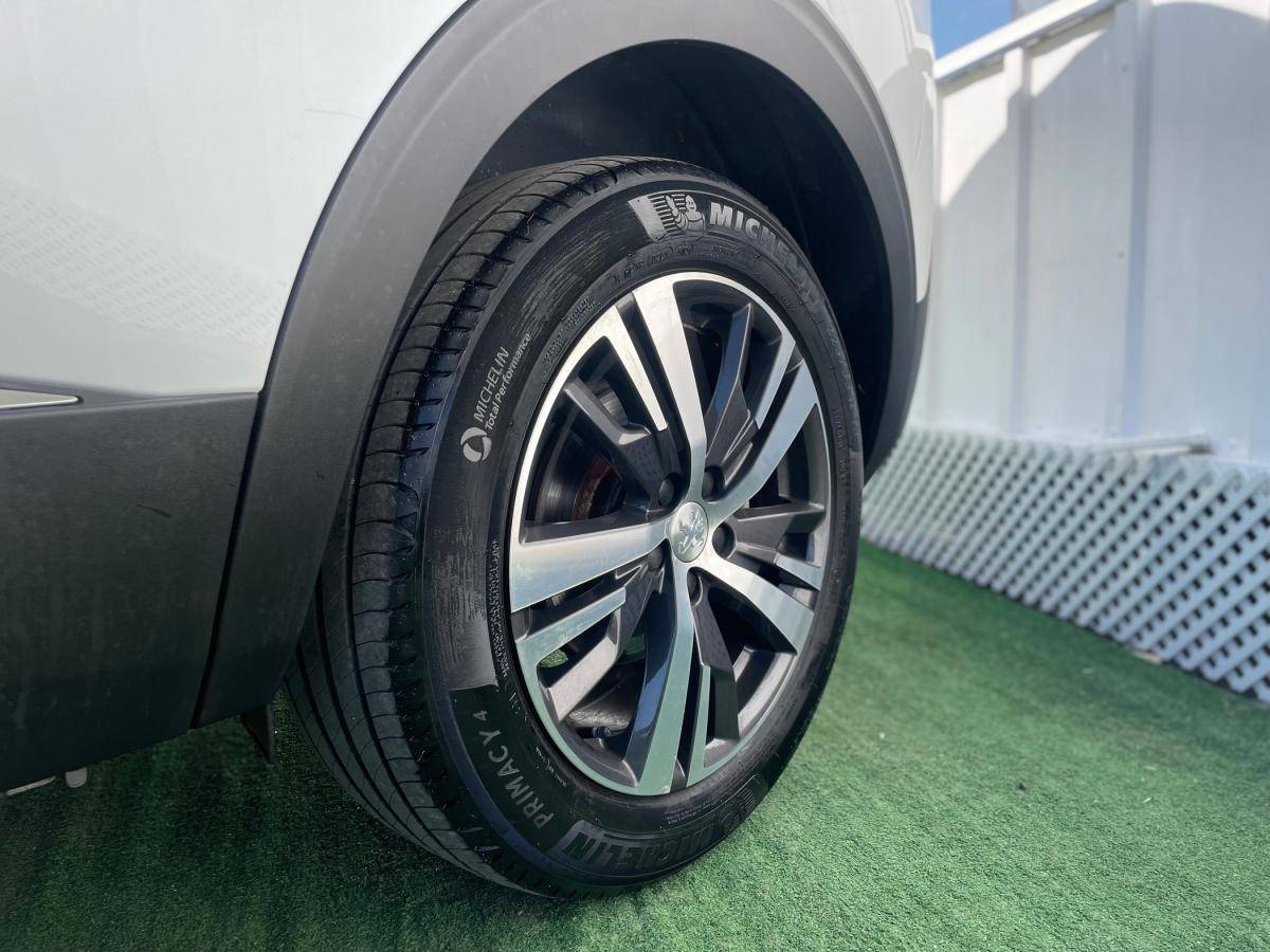 peugeot-5008-2022-diesel-1499cc