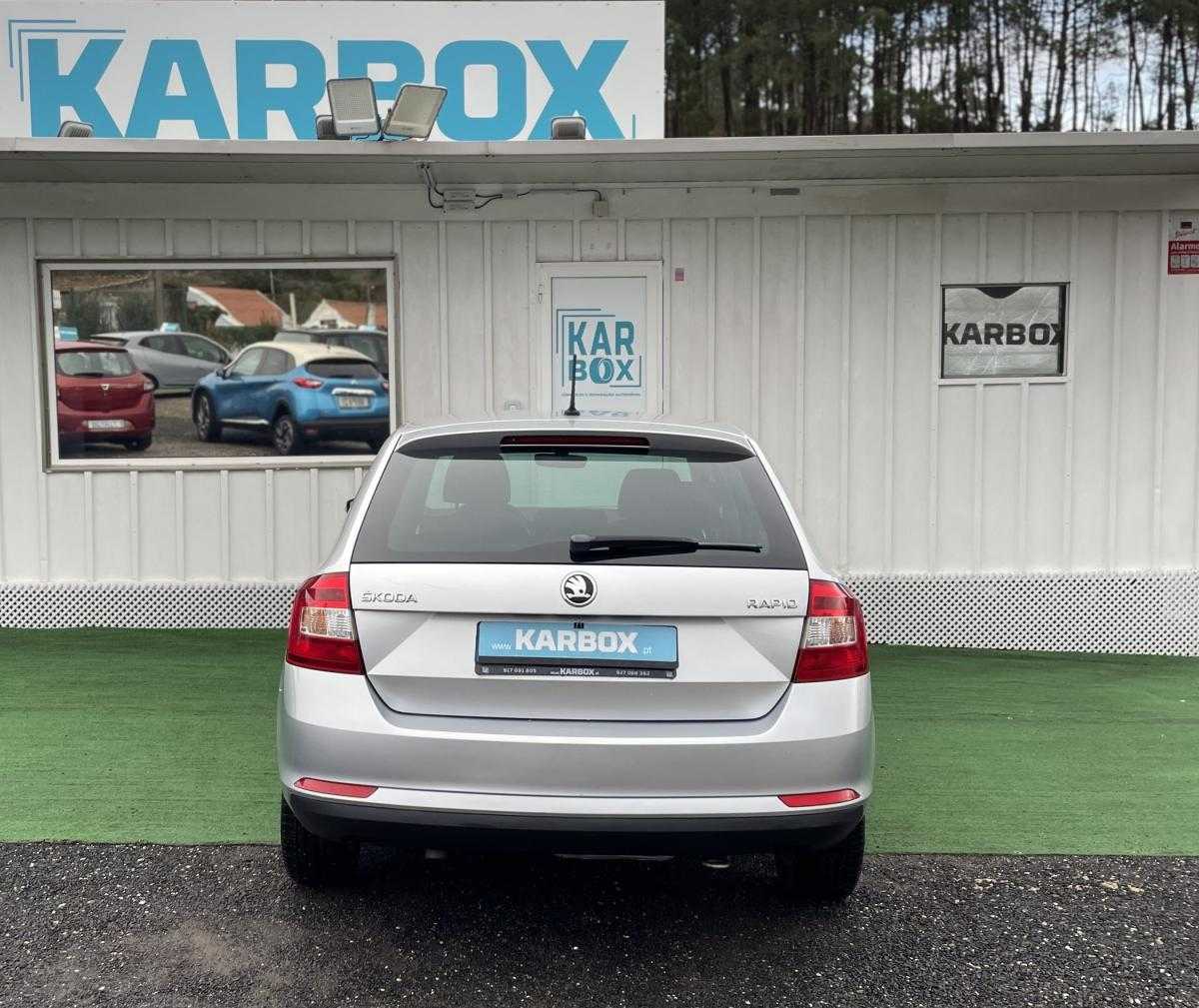 skoda-rapid-spaceback-2017-diesel-1422cc
