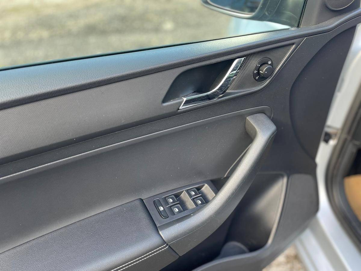 skoda-rapid-spaceback-2017-diesel-1422cc