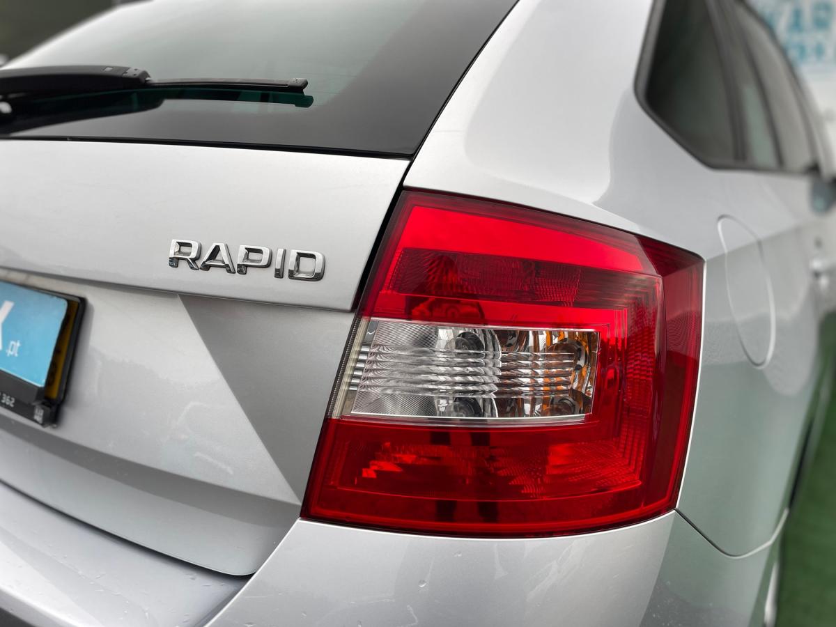 skoda-rapid-spaceback-2017-diesel-1422cc