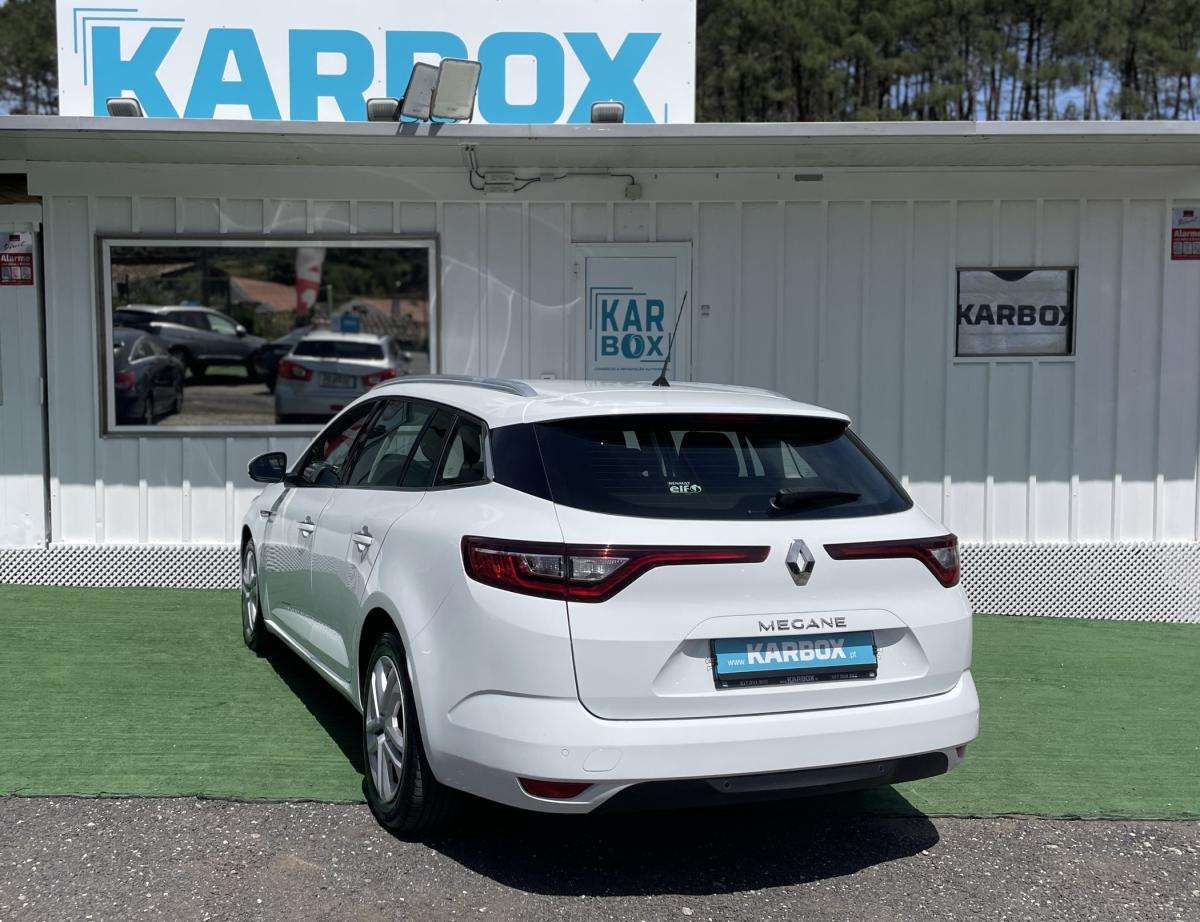 renault-megane-sport-tourer-2017-diesel-1461cc
