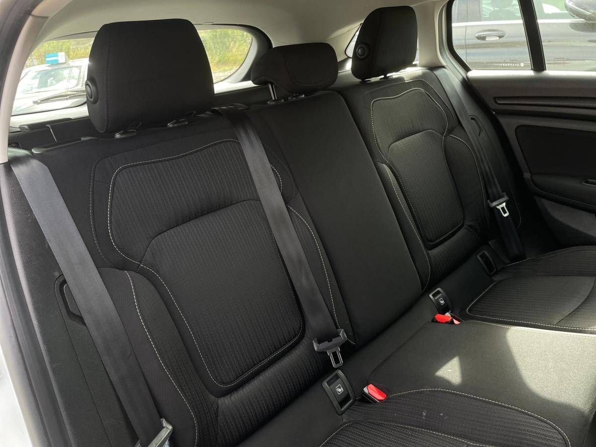 renault-megane-sport-tourer-2017-diesel-1461cc