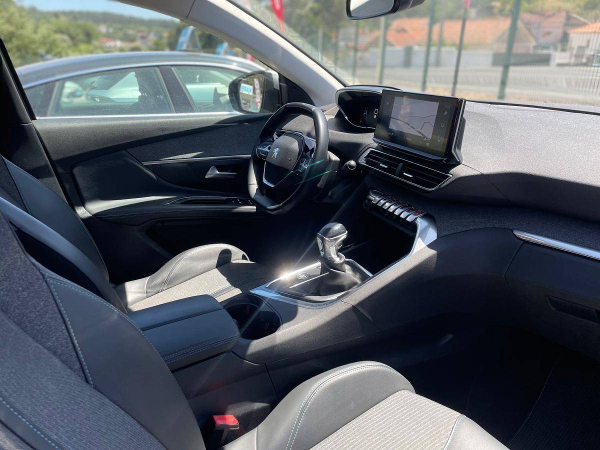 peugeot-3008-2021-diesel-1499cc