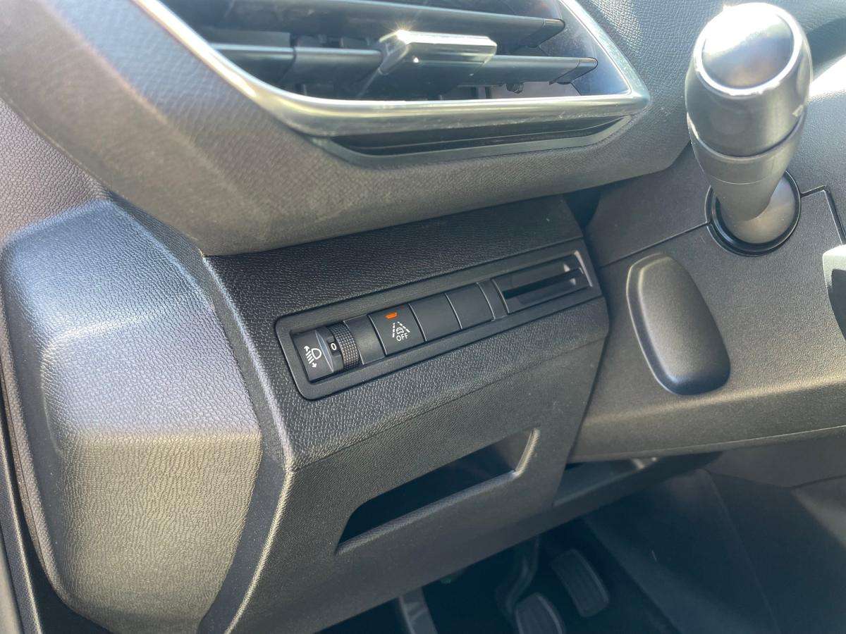 peugeot-3008-2021-diesel-1499cc