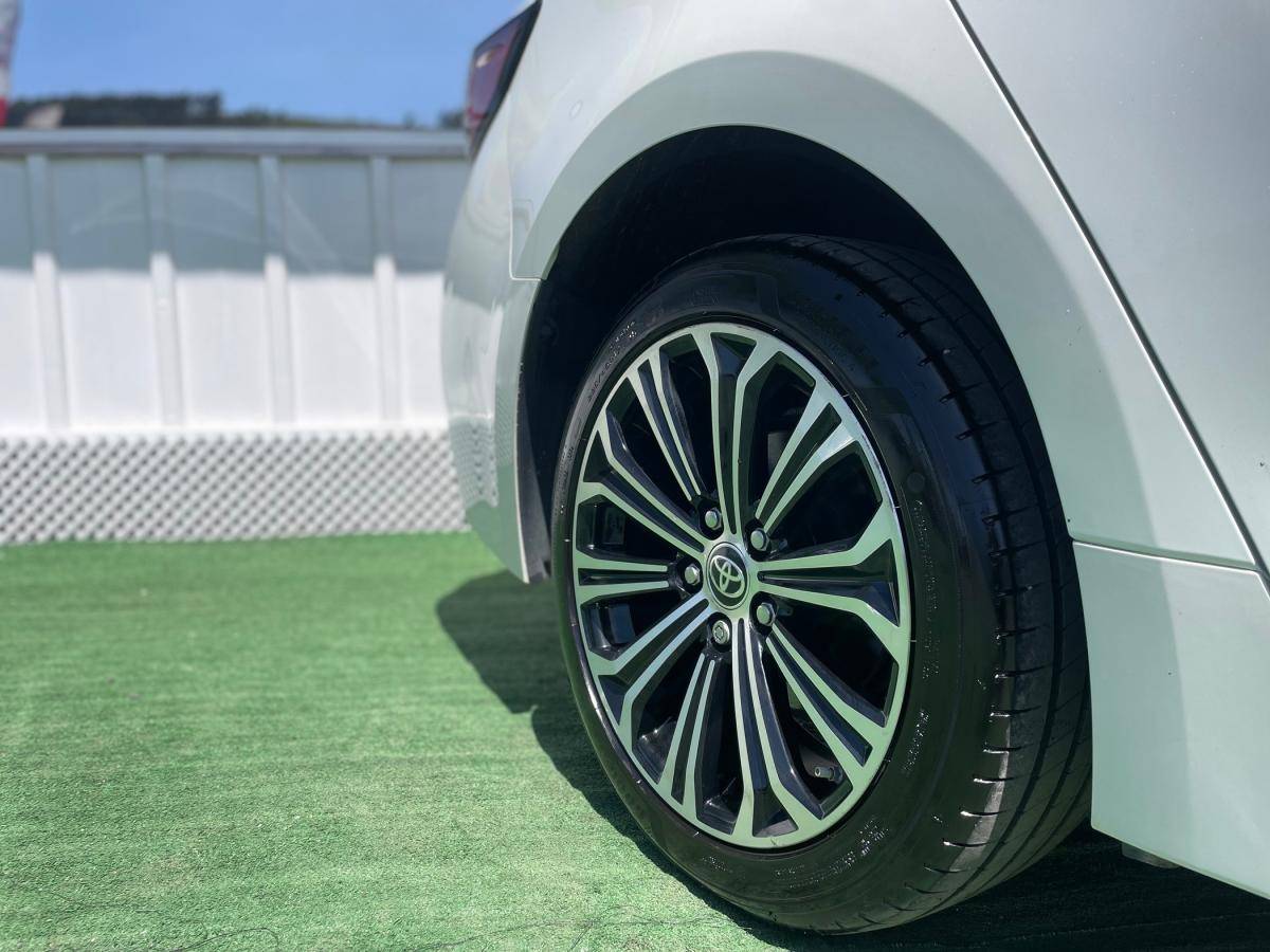 toyota-corolla-2020-hibrido-a-gasolina-1798cc