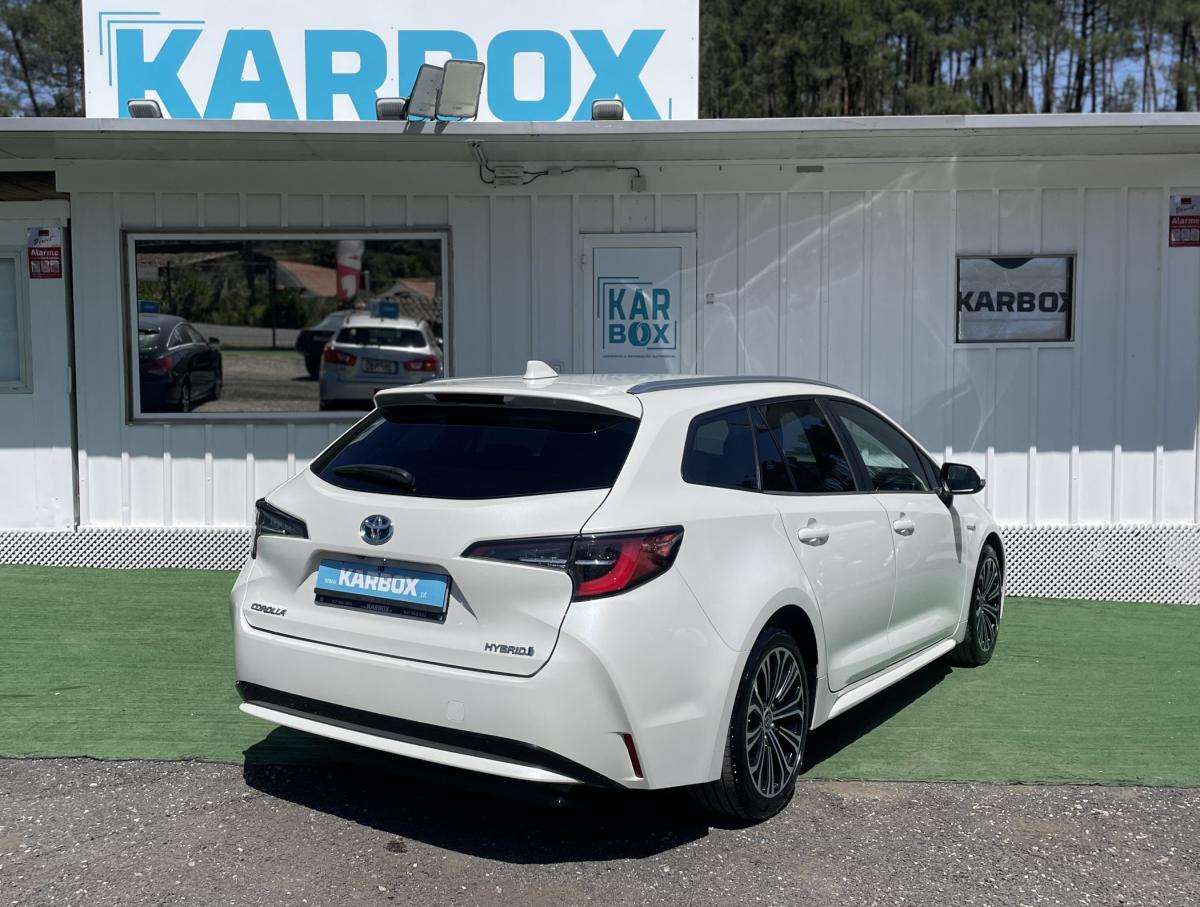 toyota-corolla-2020-hibrido-a-gasolina-1798cc