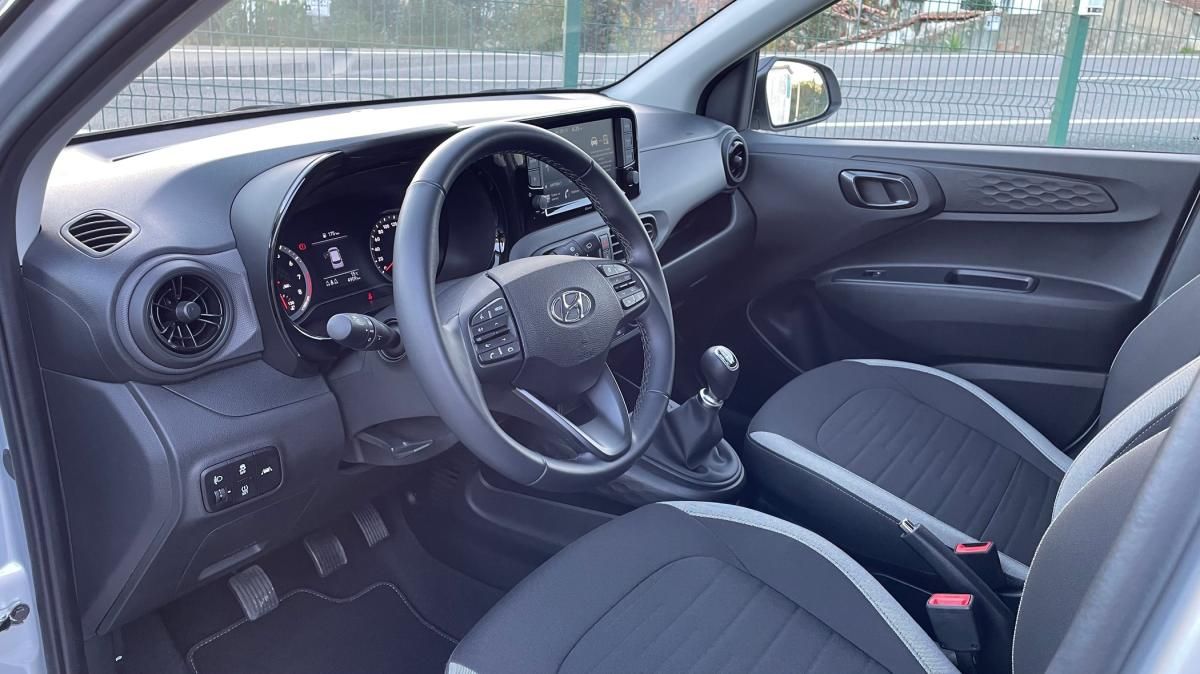 hyundai-i10-2023-gasolina-998cc
