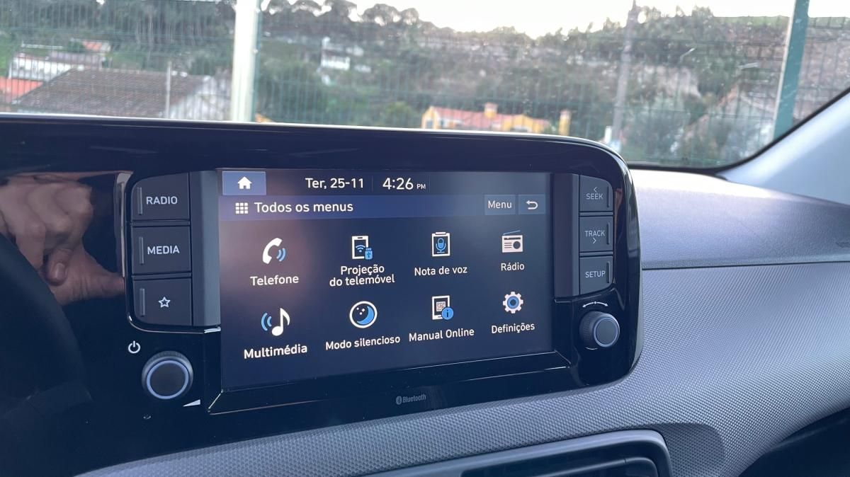 hyundai-i10-2023-gasolina-998cc