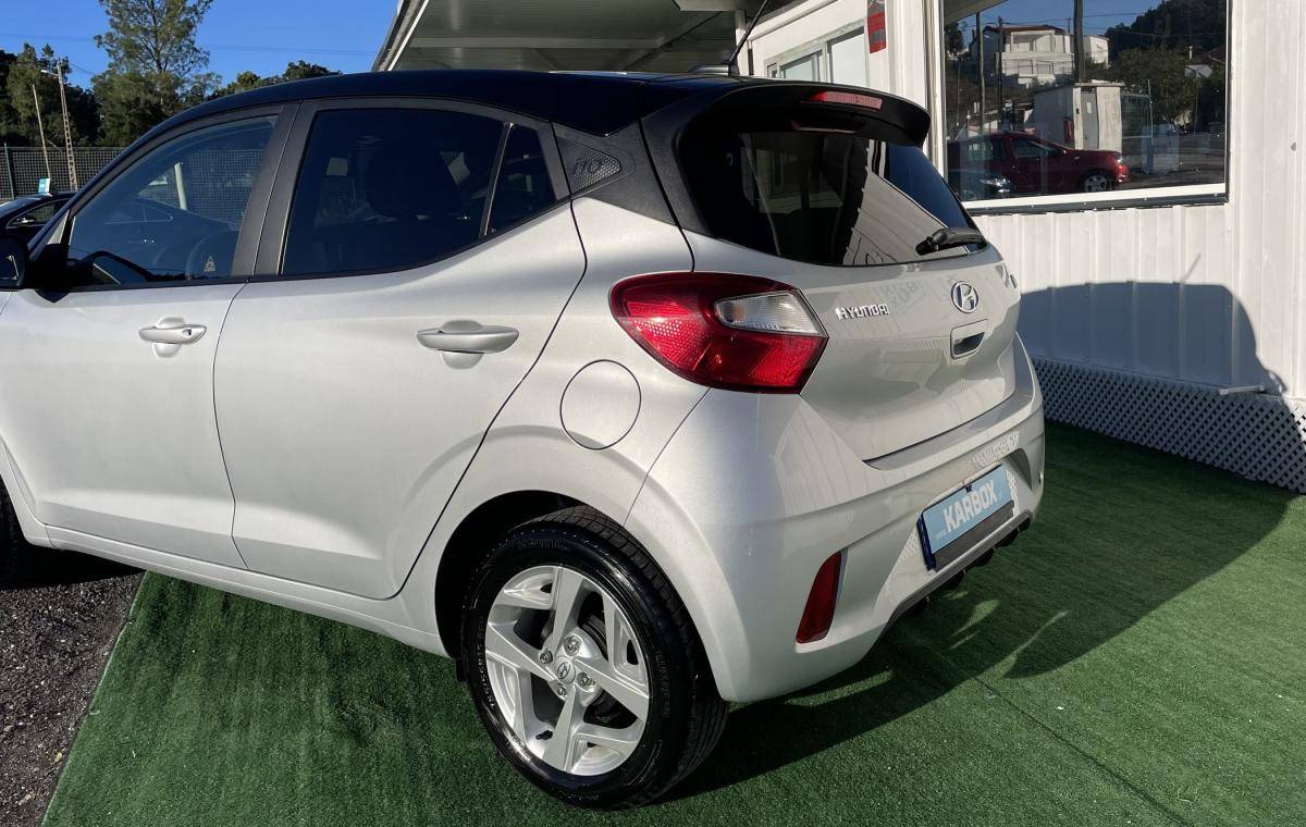 hyundai-i10-2023-gasolina-998cc