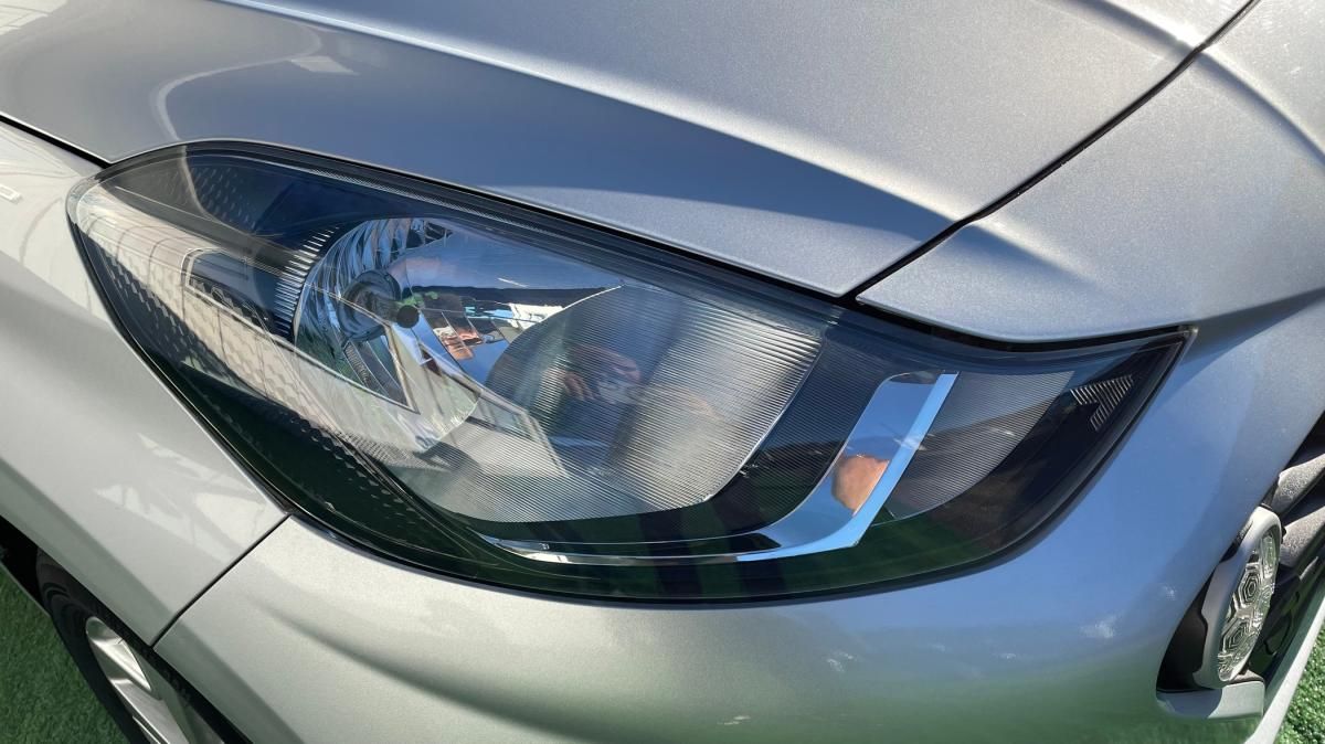 hyundai-i10-2023-gasolina-998cc