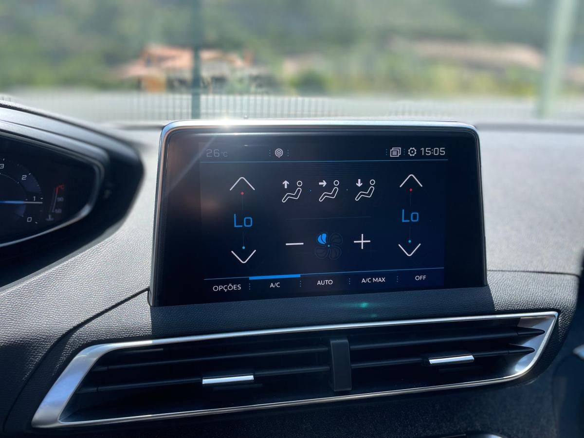 peugeot-5008-2018-diesel-1499cc