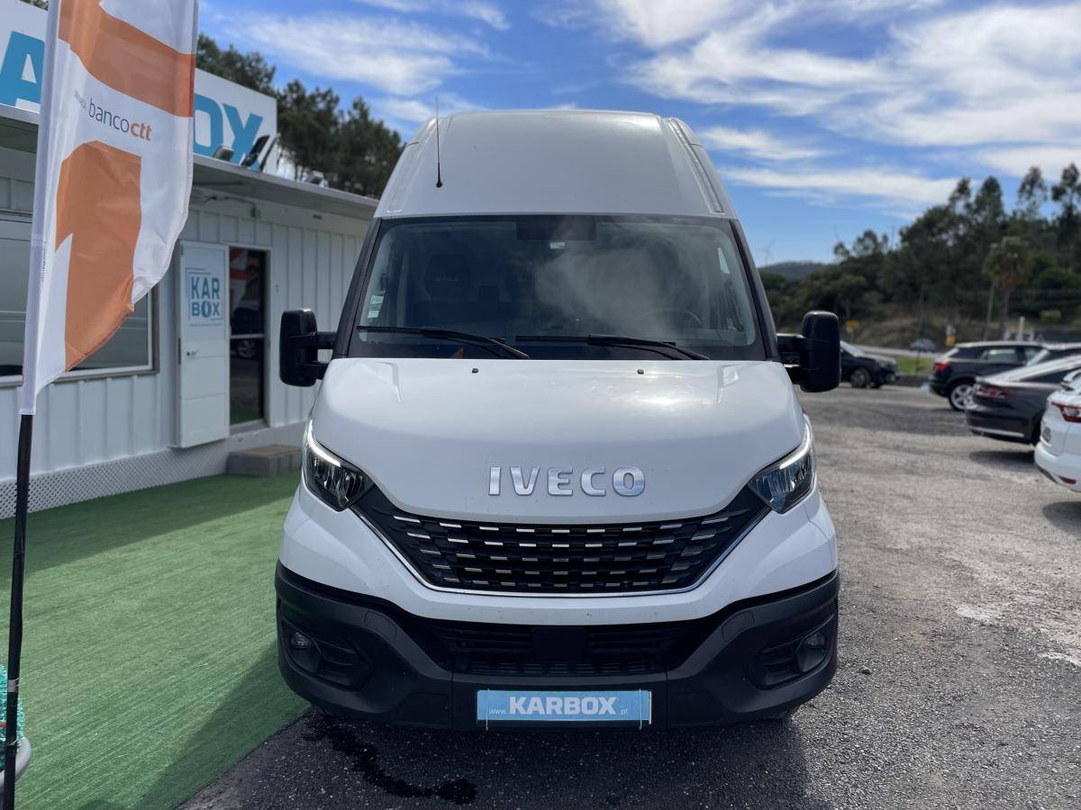 iveco-daily-2021-diesel-2998cc