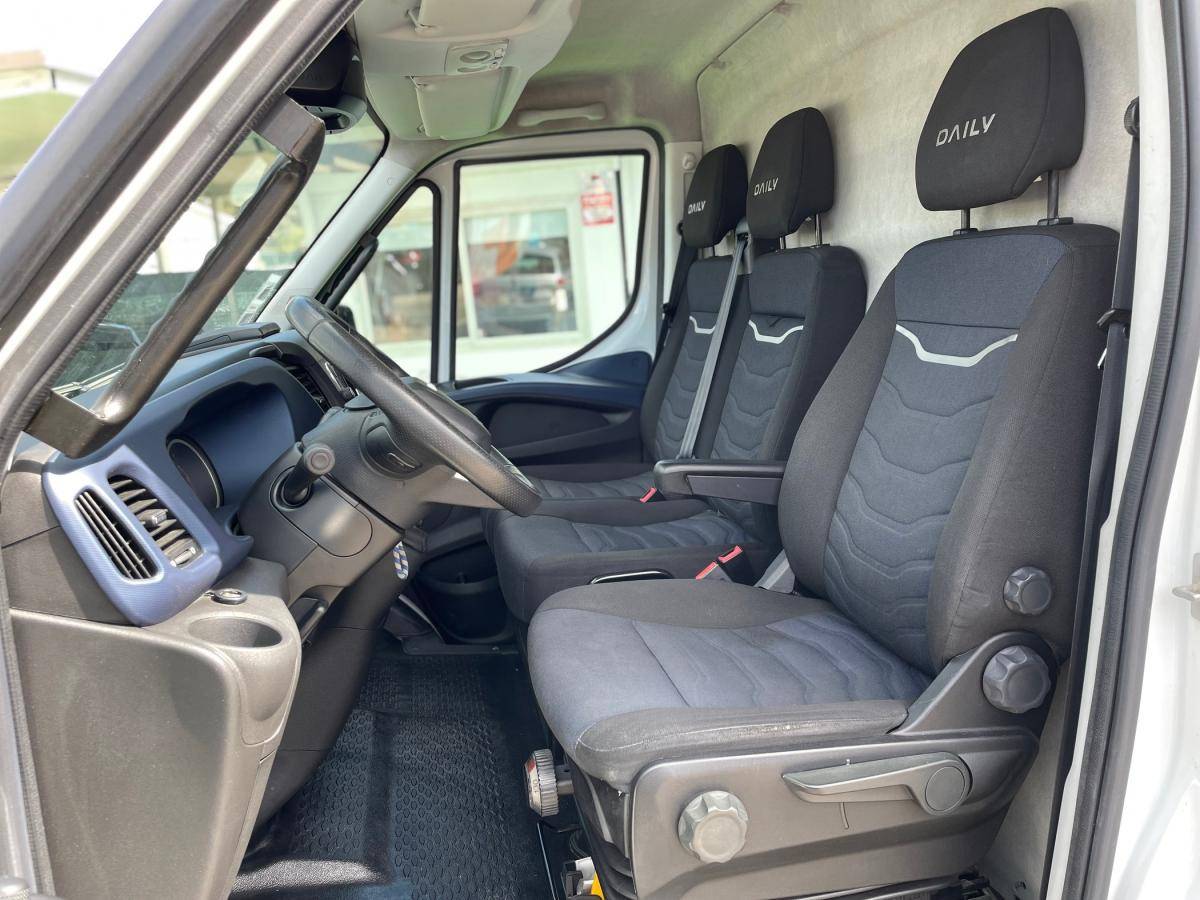 iveco-daily-2021-diesel-2998cc