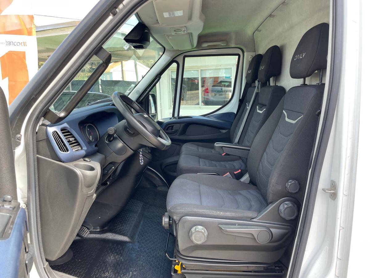 iveco-daily-2021-diesel-2998cc