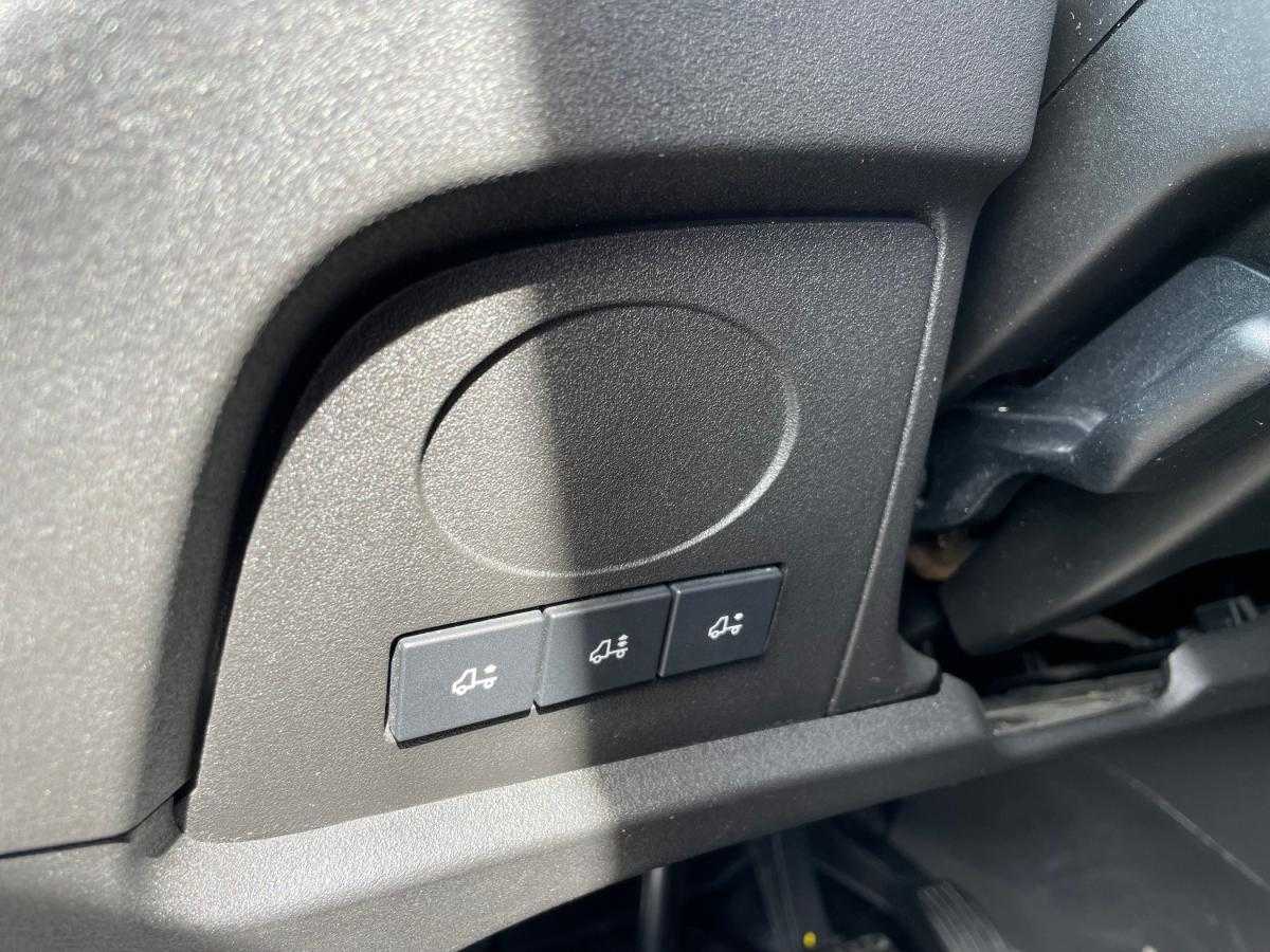 iveco-daily-2021-diesel-2998cc