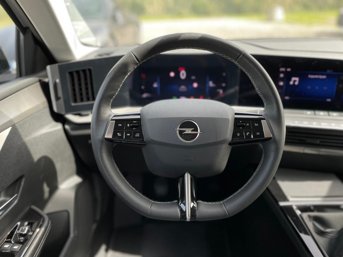 opel-astra-2023-gasolina-1199cc