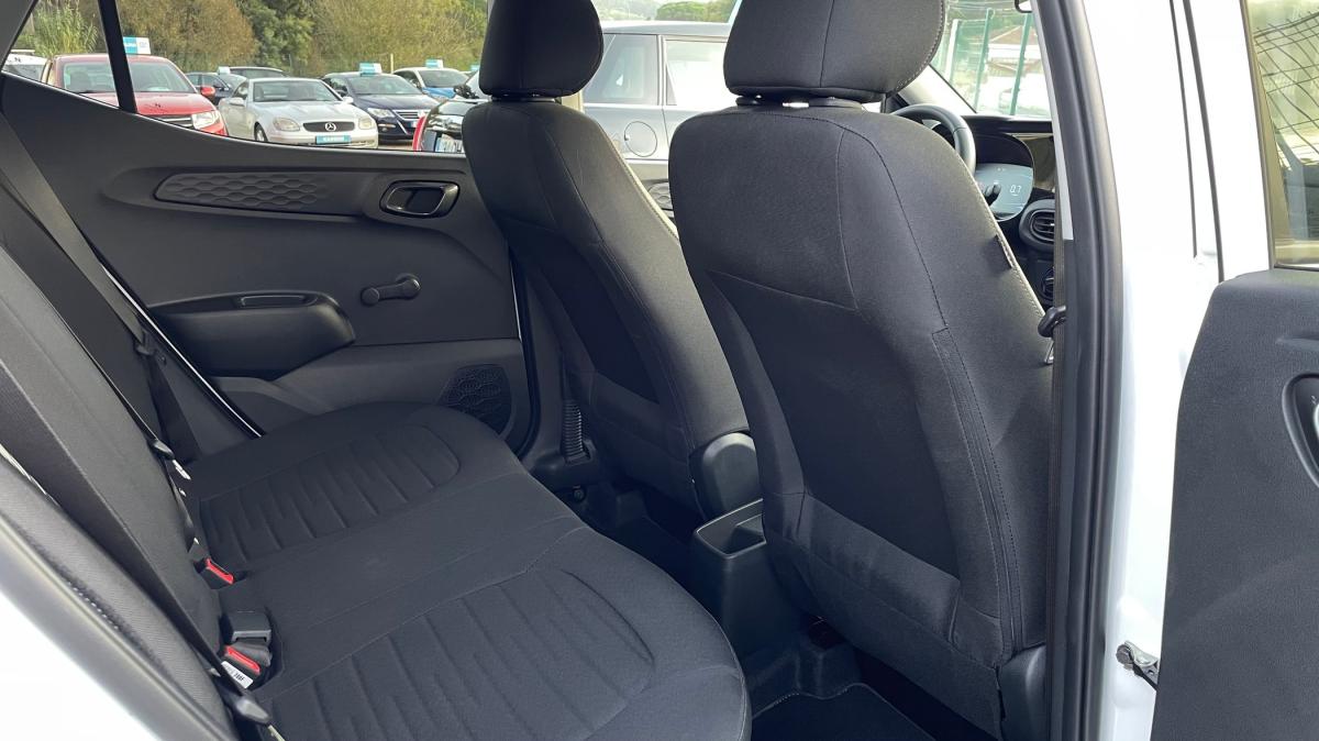 hyundai-i10-2023-gasolina-998cc