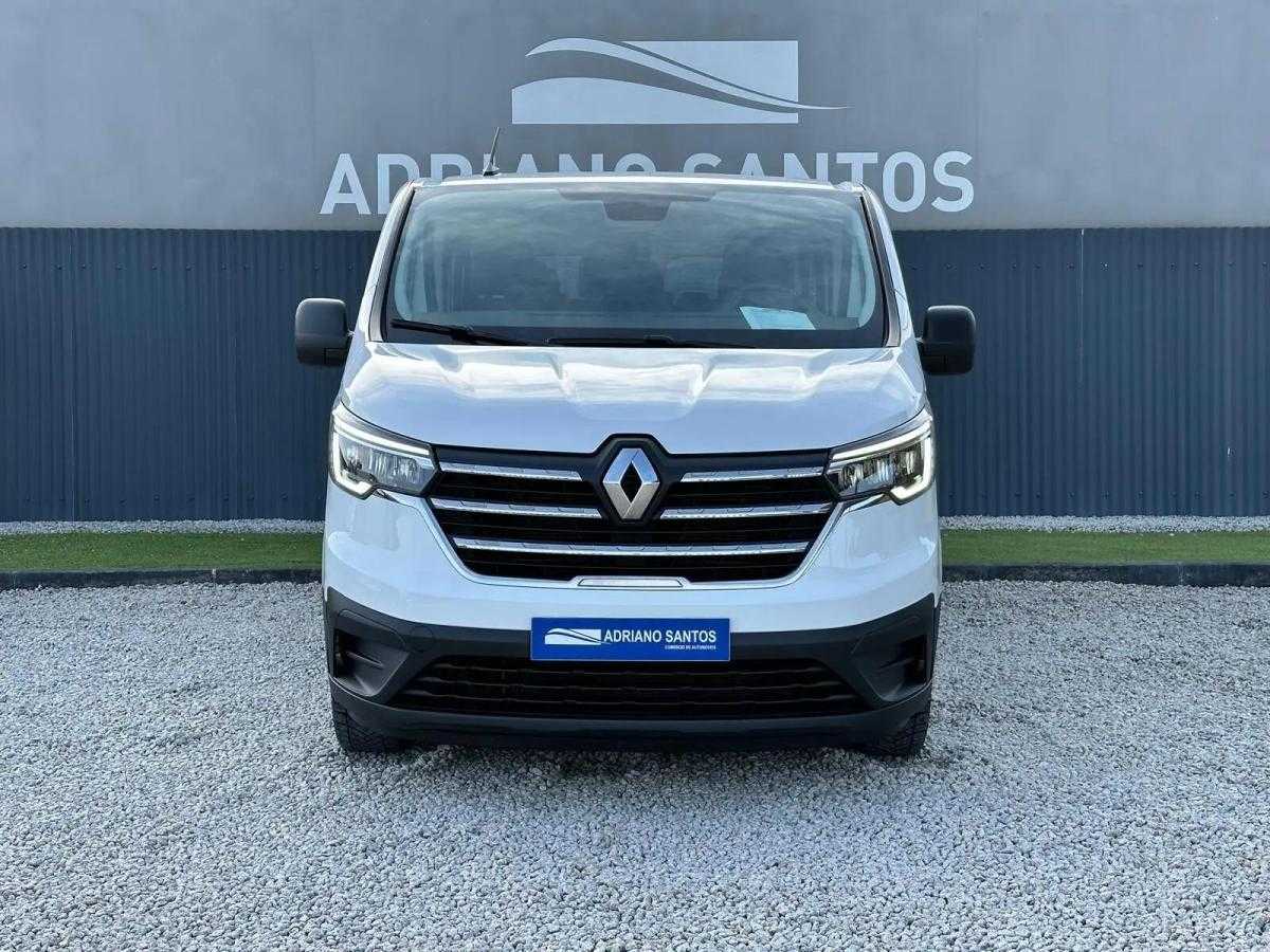 renault-trafic-2023-diesel-1997cc